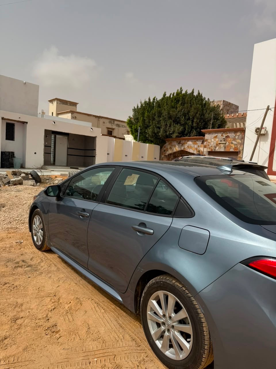 Toyota Corolla LE 2020 — صورة 3
