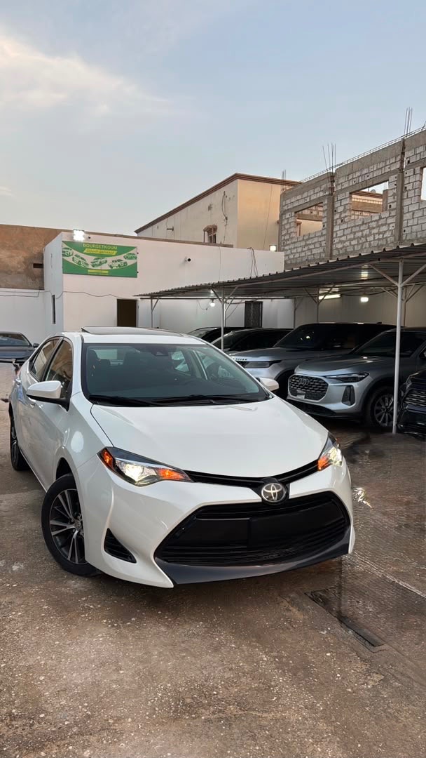 Toyota Corolla LE 2018