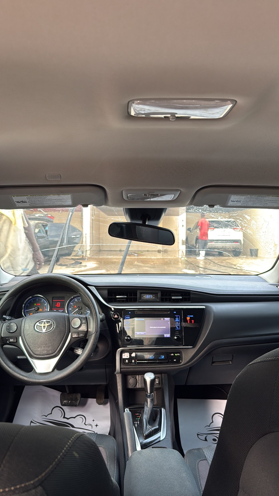 Toyota Corolla LE 2019 — صورة 3